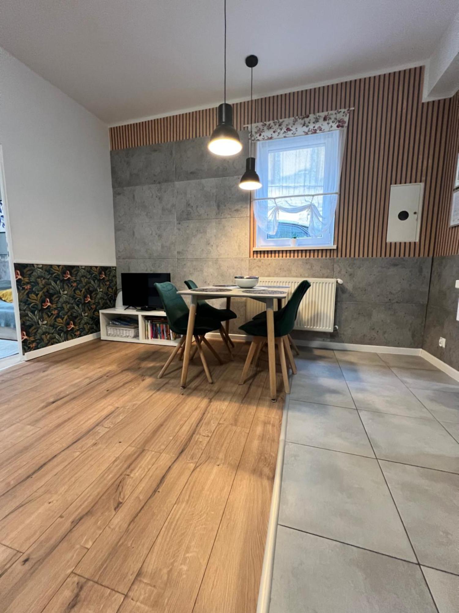 Apartamenty Cieplicka 20A Jelenia Gora Exterior photo